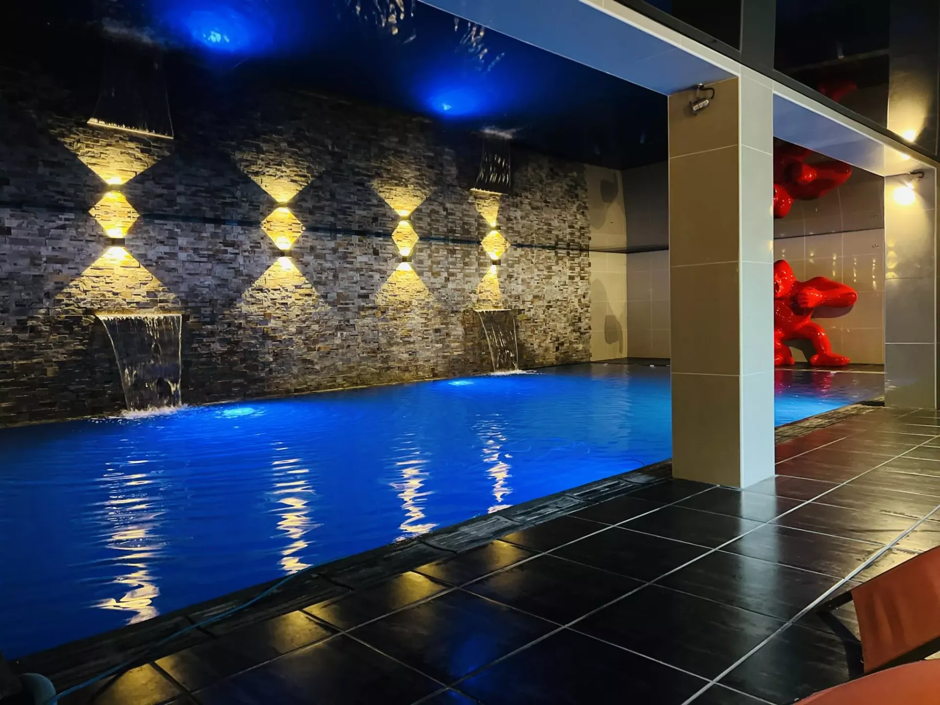 Piscine intérieure